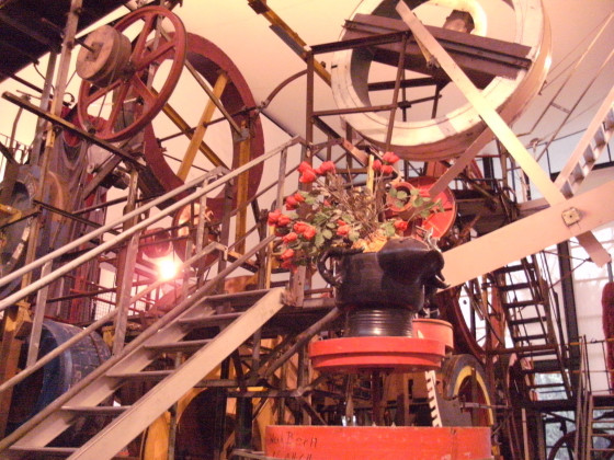 tinguely